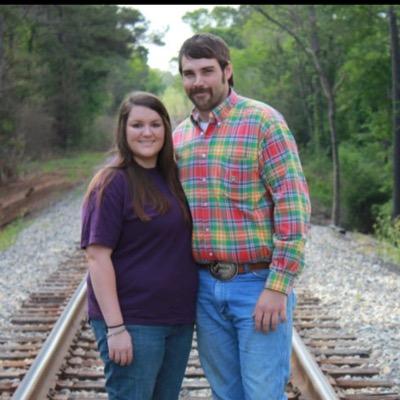 amber_cade21's profile picture. 