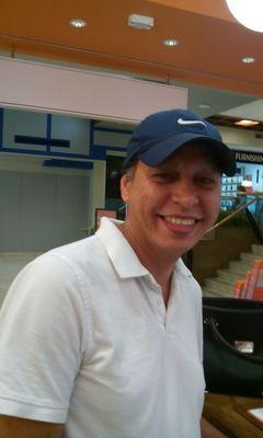 rw5648579's profile picture. 