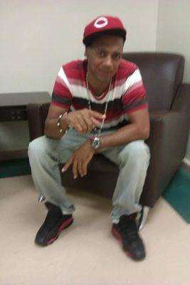 MyInfoRAFELITO1's profile picture. 