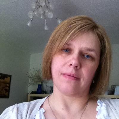 Annecarstairs's profile picture. 