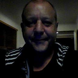 thefox1964's profile picture. 