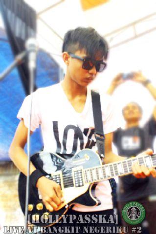 bayle_caw's profile picture. @Whitecat_Liar Records Family | Official @Hollypasska | Official Zero To Hero