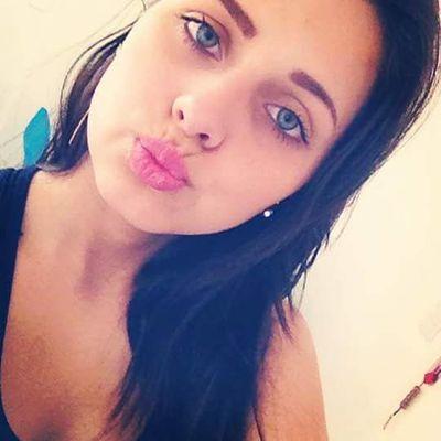 ⚫Gaúcha,20 anos
estudante de biomedicina
Luana souza
Snap:luanasouza_ps
