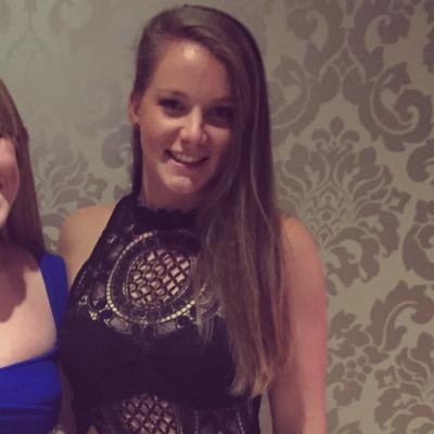 becky_hutson's profile picture. Leeds | Notts Uni | 21