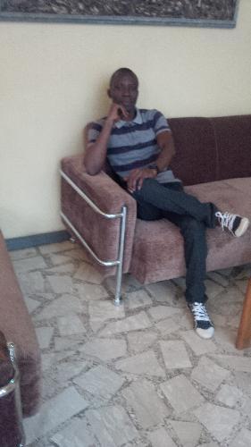 Oladeade's profile picture. Am a cool & gentle young guy, I'm neither tall nor short but chocolate in complexion, I love to praise God & I love people that praise Him ♥