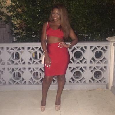 cocojamesx's profile picture. Whatever the question.... love is the answer ❤️