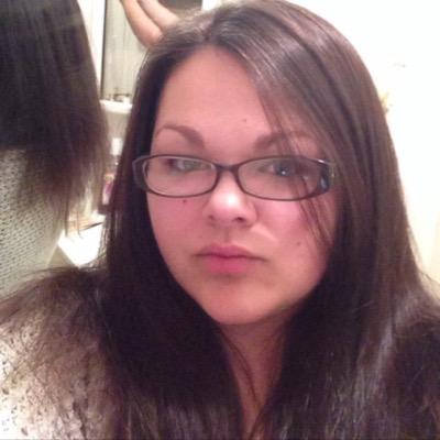 aburchfield0x's profile picture. 💜💍🦋🐾🌻🏝💕