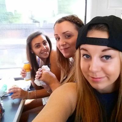 CaseyLMunro's profile picture. 24 . Holidays . Music . Concerts