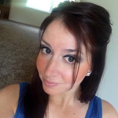 nikkimaj18's profile picture. 