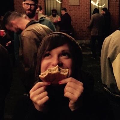 sarahlesh_'s profile picture. Founder of @dayshiftdigital | Instructor @junocollege | Dog lover