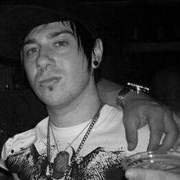 lamevengeance's profile picture. guitar