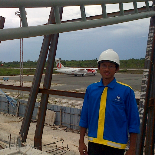 AndyNowiya's profile picture. Belajar bekerja sambil bersosial, biar lelah berbuah berkah dan ibadah | @ayamjebred & @JogjaTravelRent | BagiMantapKopi