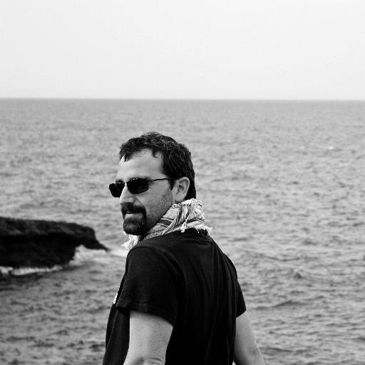 Profesor de inglés novato, periodista y fotógrafo amateur