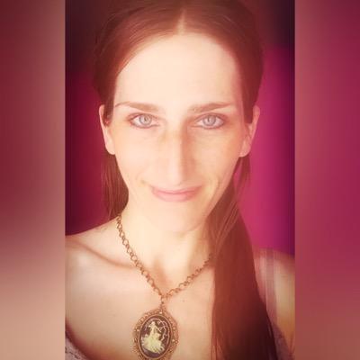Faery_Queene's profile picture. Certified Conscious Birth teacher. Connecting Maiden & Mother with their inner Wise Womb-an through rituals for modern-day magical living, being & birthing.