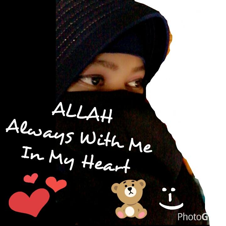 chary_chiiemood's profile picture. lebih baik jd wanita yg di hormati oleh semua orang, dari pada jadi wanita yang banyak di minati oleh laki_laki
  ;)