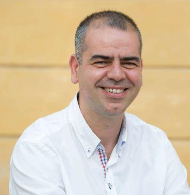 Javier Molina Flores Profile