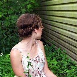 SofiacostaSofi's profile picture. Las cosas más difíciles de armar vienen sin instructivo ni biografia. Uno mismo, por ejemplo.