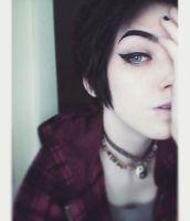 △✞ lesbian ✞ taken ♕ 26✞ skater✞vegetarian ✞ I have
daughter name Alex woods @plzbeminekellin ✞