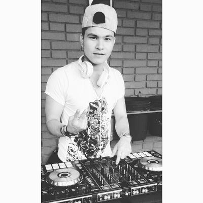 SergioDiscplay's profile picture. 