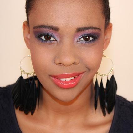 io_indira's profile picture. Orgullosamente AFRO, Me gusta la gente rota que no hace de sus fisuras un espectáculo, aquellos que saben portar con orgullo sus grietas.