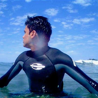 bruperrone's profile picture. Instagran @buperrone
Snapchat  buperrone