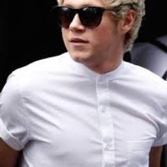Niall James Horan is bae !!!! 3  @kingbach follows ✌ . follow me on Ig- @theblondelad_
