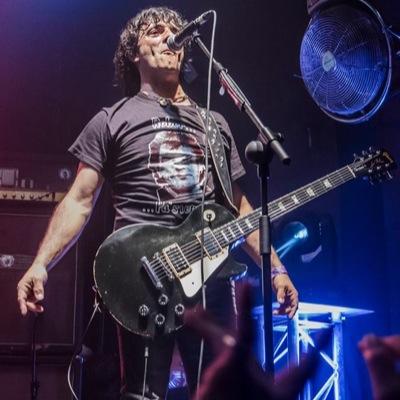 jose_sublevado's profile picture. guitarrista y cofundador del grupo de rock madrileño @SUBLEVADOS https://t.co/XkLrfMwcYi