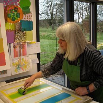 artist printmaker passionate about colour ( and gardens ). Lover of Morocco and bedlington terriers ..