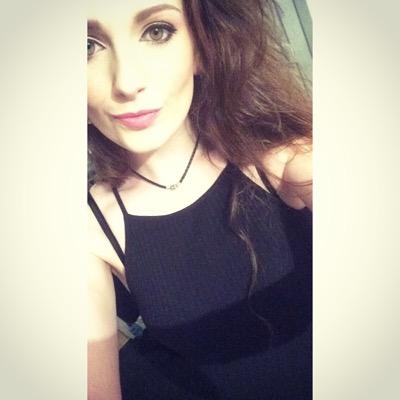 Profile Picture of Victoria Richardson (@VikkiRichardson) on Twitter