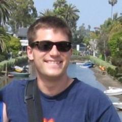Proud metro-Detroit native. Lover of the arts, music esp. Geek for copyright/IP & biz & Econ news. Robb is a nickname I got in L.A.