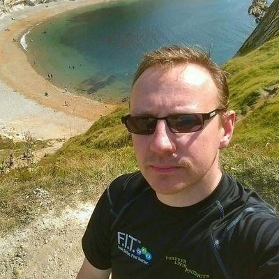 We help people build secure incomes working flexibly from home in the UK and Globally, creating the right balance, job satisfaction, income and lifestyle.