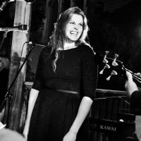 Becky Dale (@bovybex) 's Twitter Profile