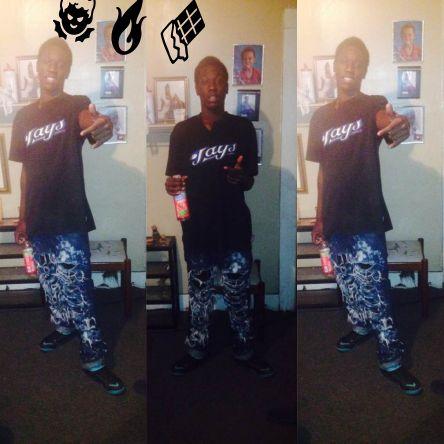 SAVAGE SO DONT PUT YAHH TRUST IN ME , Fear no man that can die like me  , but follow me ill follow back..  Kik:Tblackk. Ig ? Tblackk__