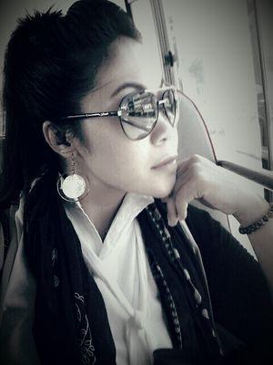 dhenokmami's profile picture. 