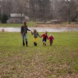 cjanehare's profile picture. 