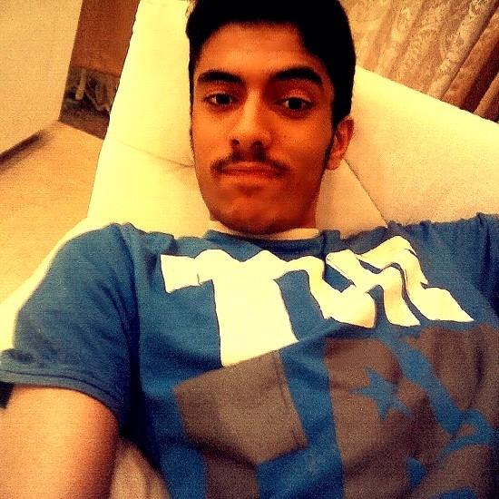Hi I'm Raed, I am 18 years old , I'm from saudi arabia .. I live in riyadh .. I like http://t.co/jeWfErYUDC