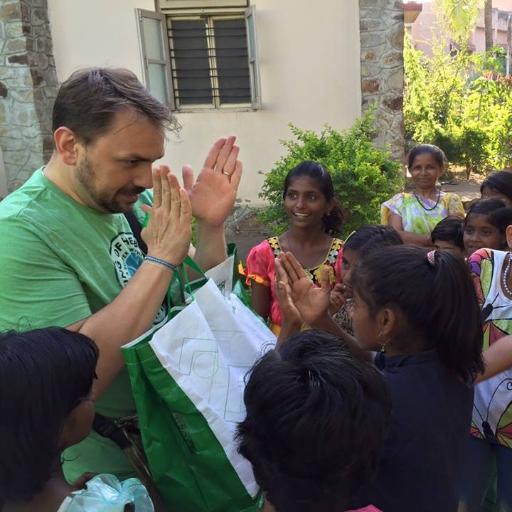 MillesoliO's profile picture. Millesoli, La Fondazione del Gruppo Tecnocasa che opera in India da 10 anni al servizio dei bambini disagiati e abbandonati