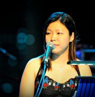 I muse. I write. I sing.