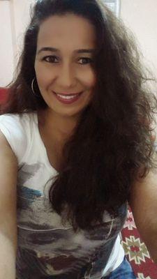 tugceozv's profile picture. 