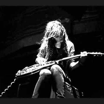 Agusgamerlife's profile picture. Games and Music and Games and Music. All I need. I'm a rocker and a gamer. See you in the field... are you good enough?