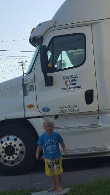 kingmoveit's profile picture. On the move since always