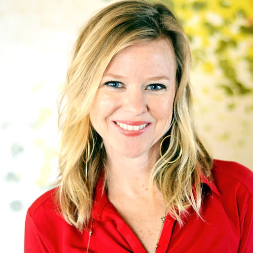 feng shui consultant, declutter expert, arborist, artist, filmmaker, writer, reiki master, & mother. loves nature, bikes, yoga, food & fun. also @carlessinla
