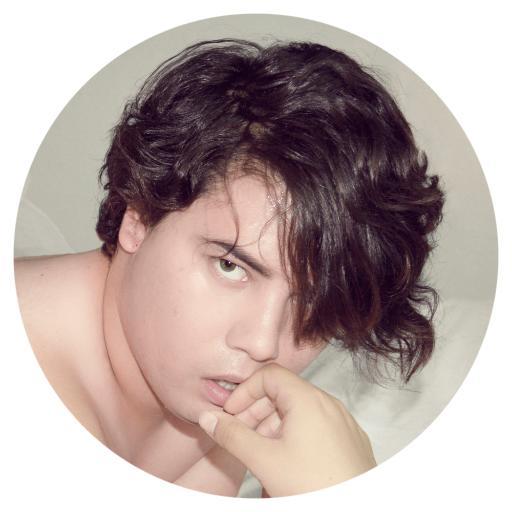 ErazRock's profile picture. 22 | Artist | Photographer | Instagram @ErazRock