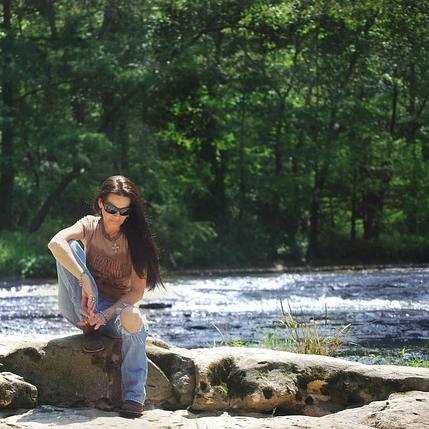 mapilio_'s profile picture. Después de cierta edad comenzamos a ser selectivos con la gente que nos rodea y eso es porque comenzamos a ser quienes somos