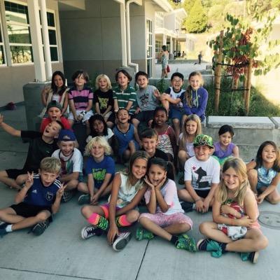 Room25Rockstars's profile picture. 