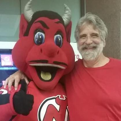 acorvus's profile picture. Teach Science!  Really, teaching science is a dependable (maybe the most dependable)  way to improve our world.