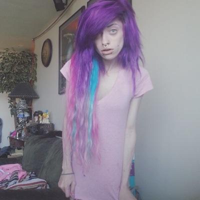 BadCarrieEmo's profile picture. 
