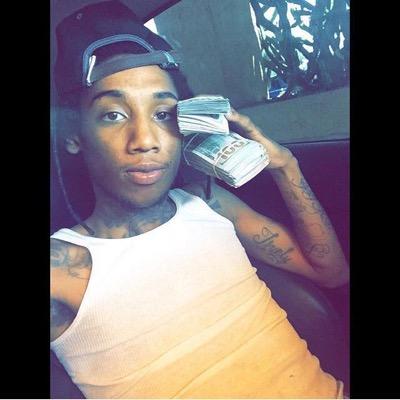 Devo_122's profile picture. 