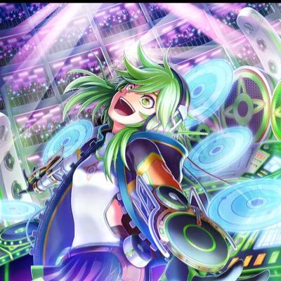 白猫にはまってます、パズドラは引退しました。