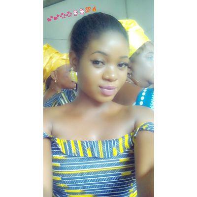 RachelleTemie's profile picture. Whatever makes me hapi wins my ♥